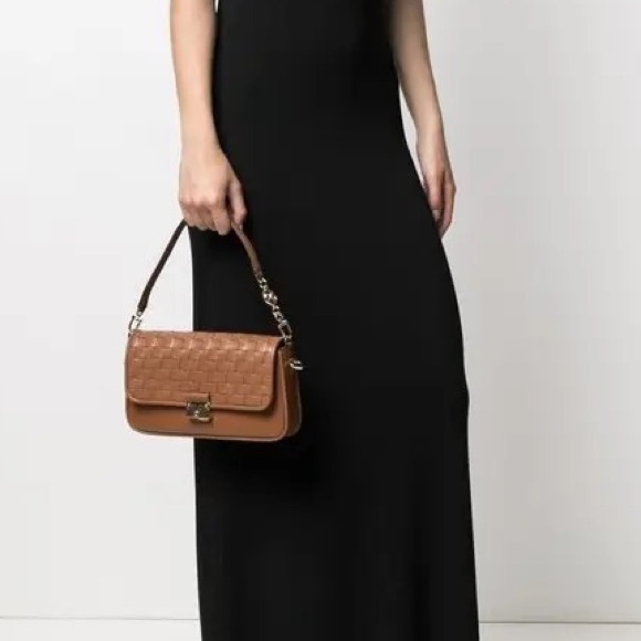 New MICHAEL KORS Bradshaw Small Woven Shoulder handBag Brown, purse, bag - Picture 3 of 13